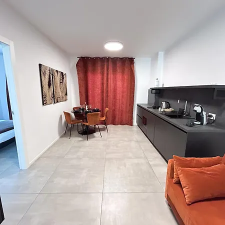 Marisabella 6 - 8 * Μπάρι