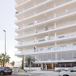 Marisabella 6 - 8 Apartment *