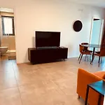 Marisabella 6 - 8 *